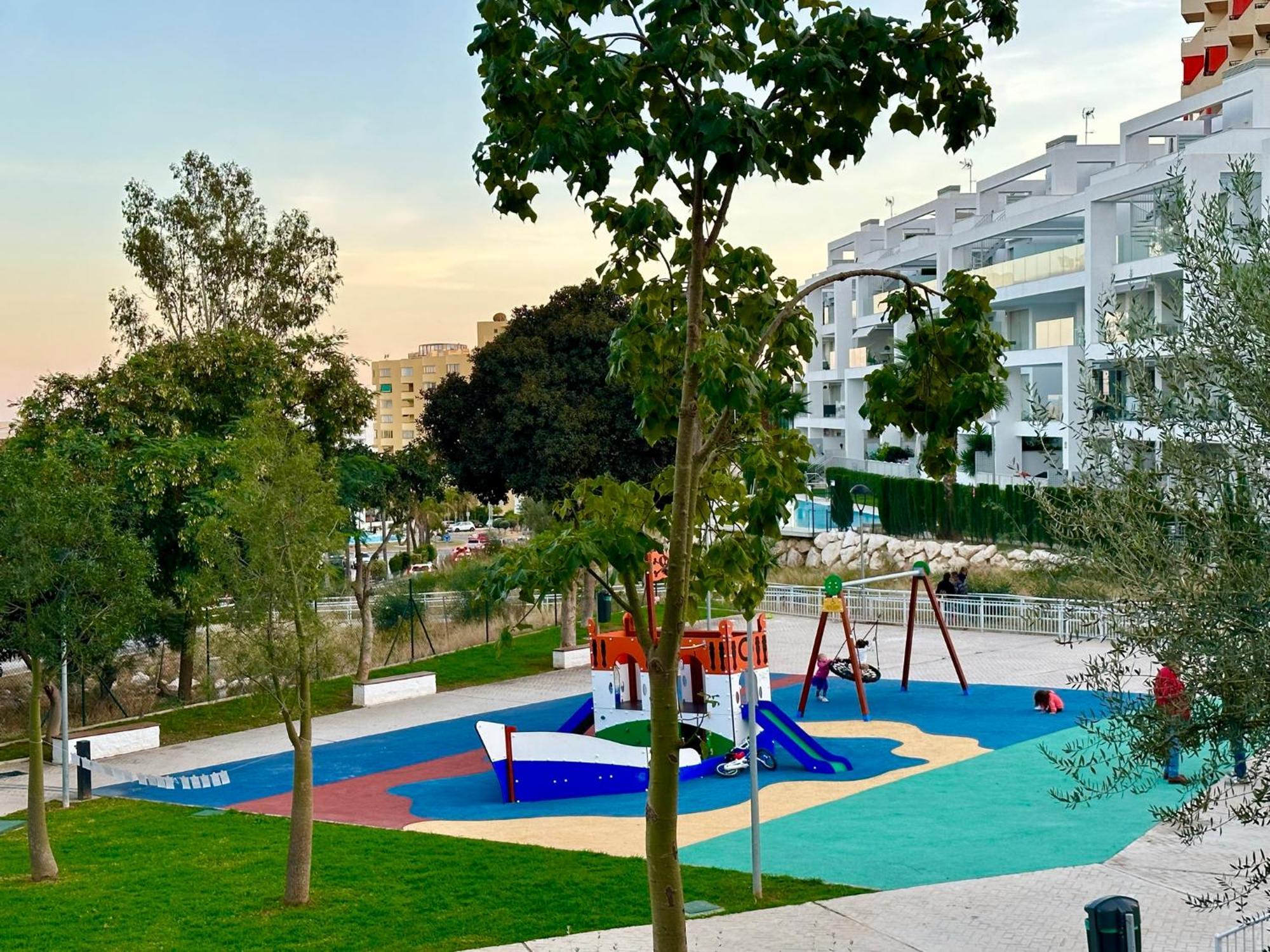 2 Bed Penthouse With Sea View Daire Torremolinos Dış mekan fotoğraf